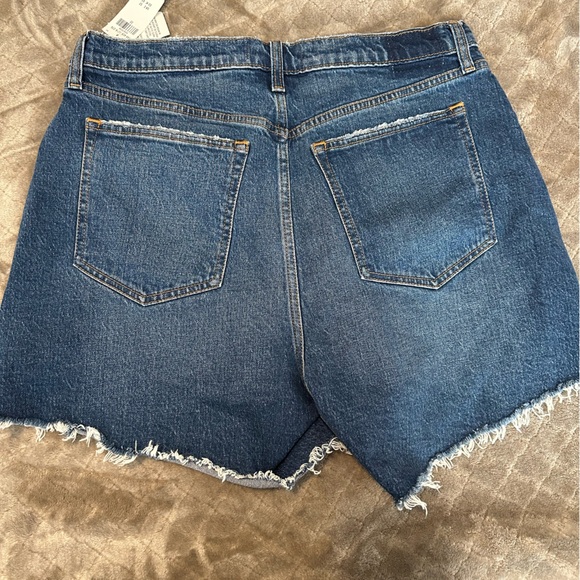 Abercrombie Curve Love Dad Shorts - Picture 2 of 2